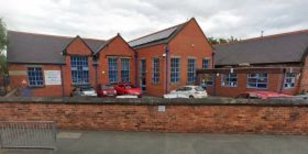 Cadbury Employees Give £5,000 to Welsh Care Home - Image 2