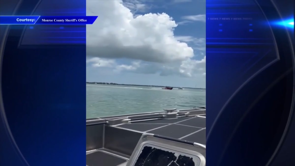 Deputy and Boater Save 3 Teens From Runaway Boat