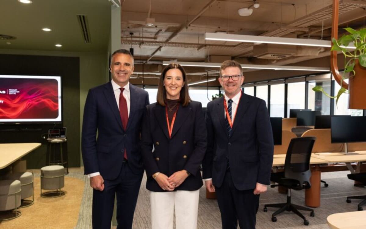 Qantas Opens Adelaide Tech Hub, Creates 400 Jobs - Image 3