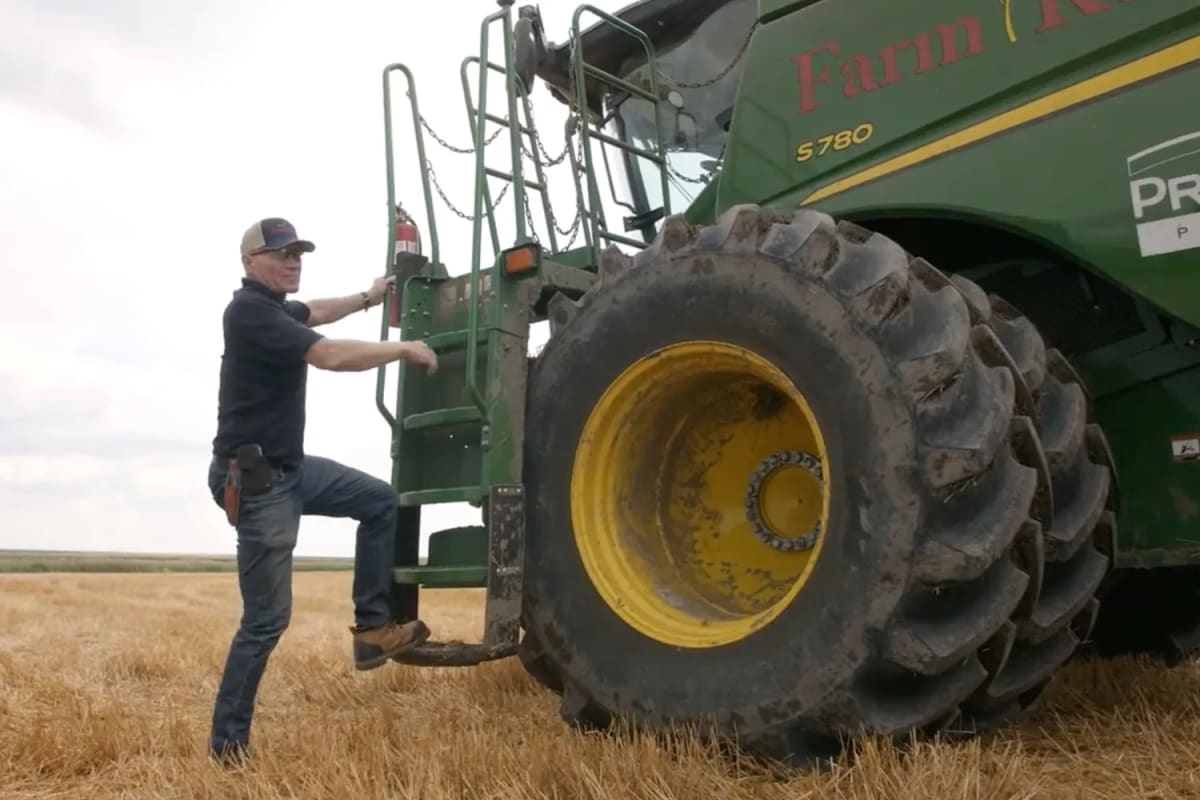 Volunteers Help 250+ Farms Across 11 States for Free - Image 5