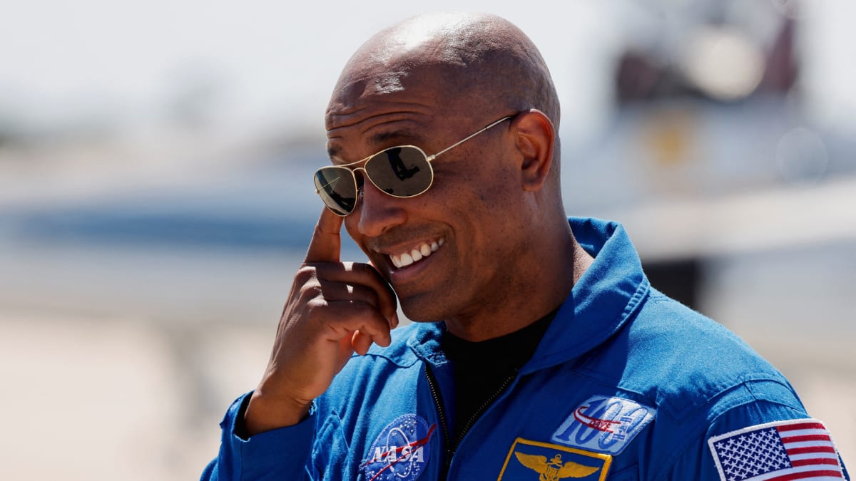 Victor Glover to Become First Black Astronaut to Visit Moon
