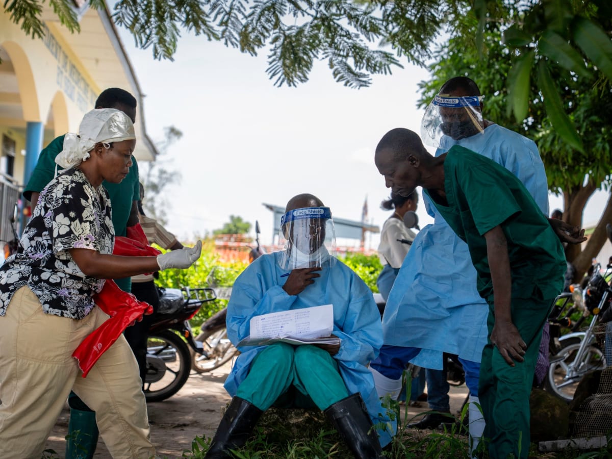 Five Patients Beat Rare Ebola Strain With No Vaccine