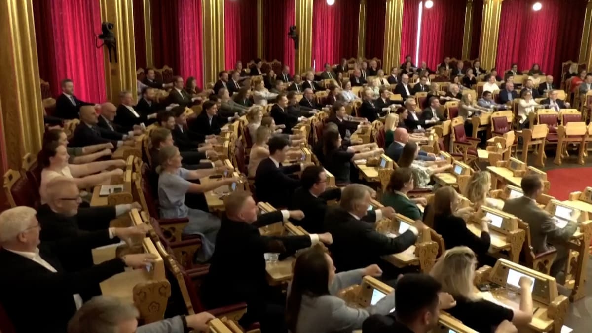 Norway MPs Pause Parliament for Viral Viking Row Chant