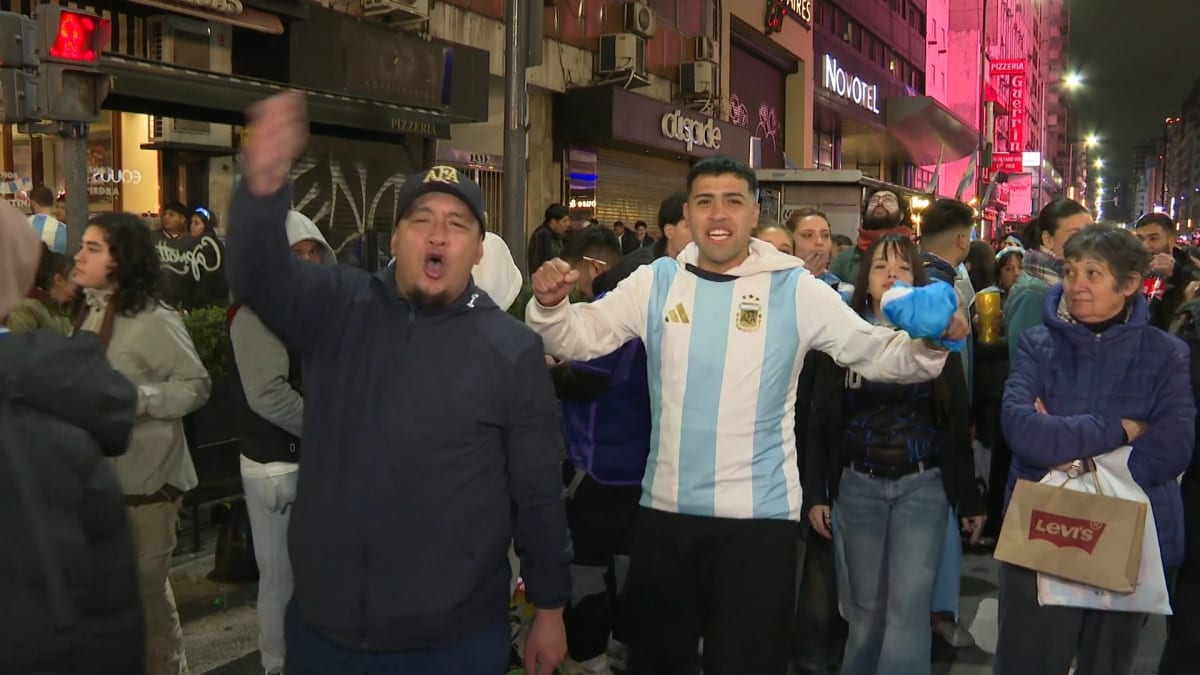 Buenos Aires Fills Streets to Celebrate Team's Journey