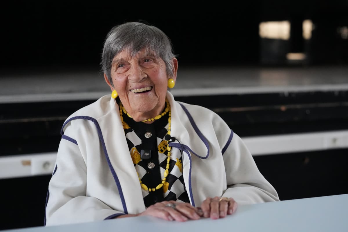 101-Year-Old Auschwitz Survivor Teaches Thousands of Teens