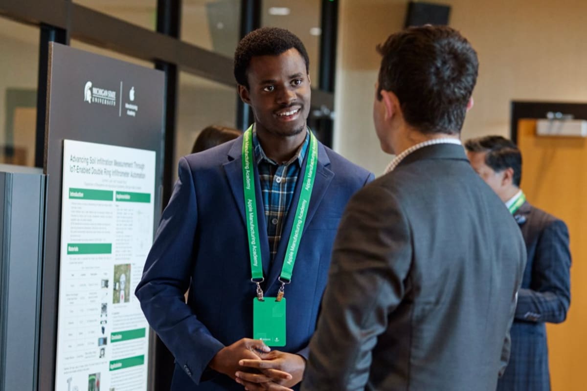 Apple Academy Helps 150+ U.S. Manufacturers Add AI Tools - Image 3