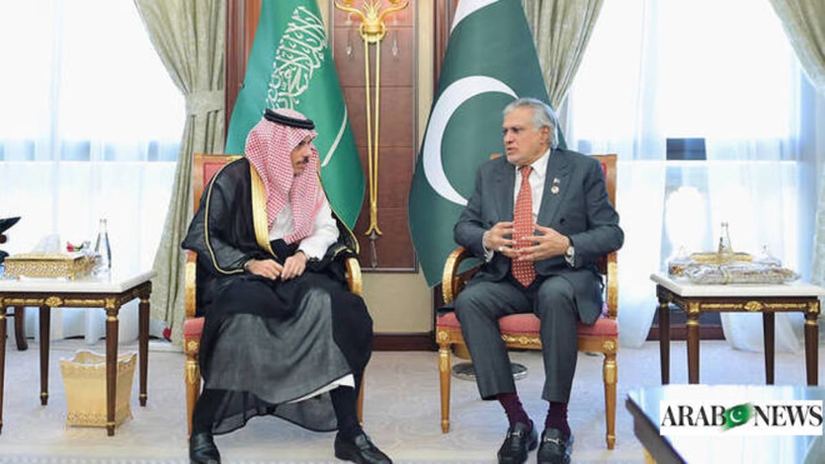 Pakistani and Saudi Arabian flags side by side symbolizing diplomatic cooperation for Middle East peace