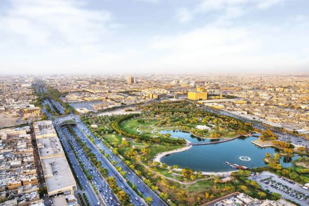 Saudi Arabia's $8.9B Green Finance Boom Powers Clean Future - Image 2