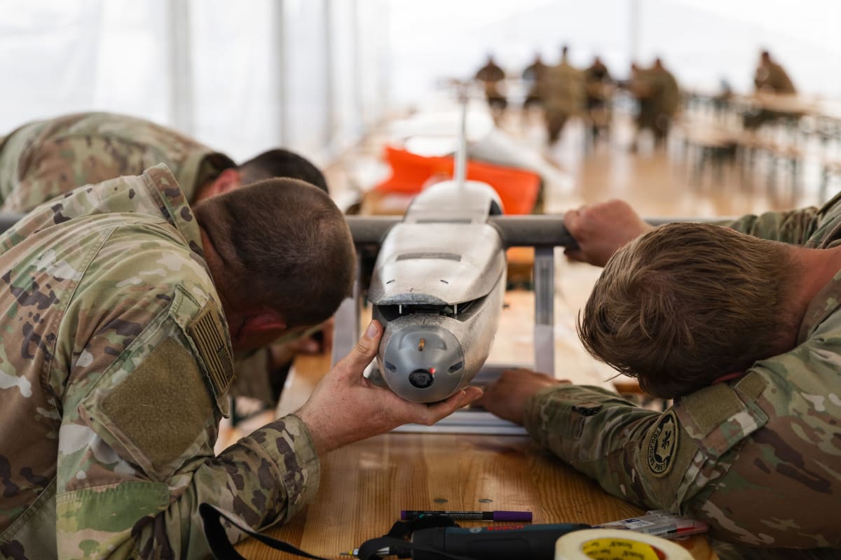 Navy Fast-Tracks Tech Experts Into Reserve Officer Roles - Image 3