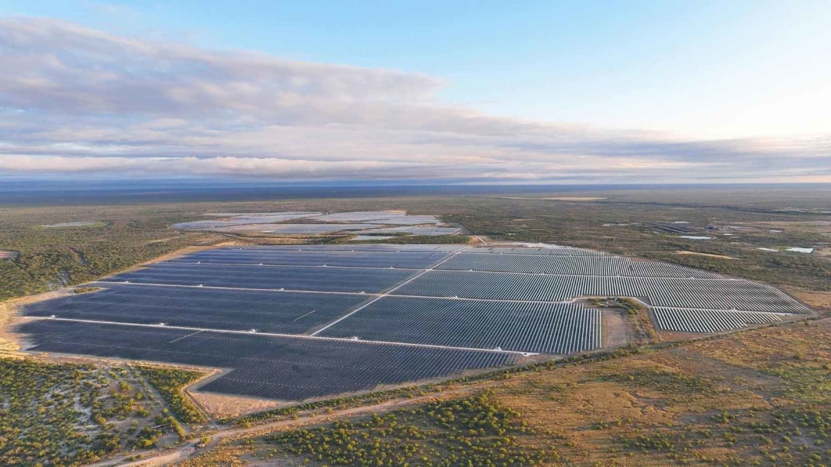 America's Largest Solar Farm Runs on Local Arkansas Steel