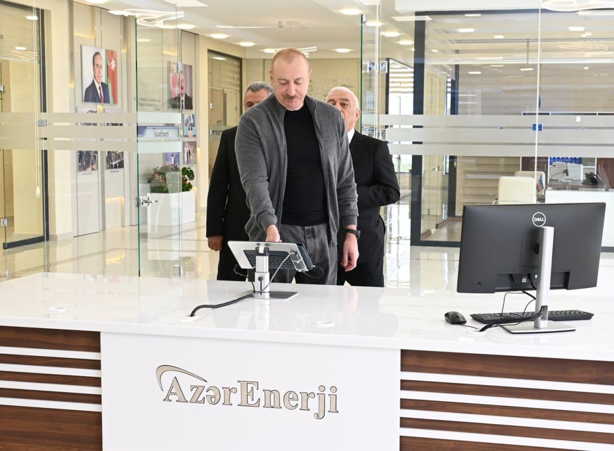 Azerbaijan Opens Massive Battery Storage Center