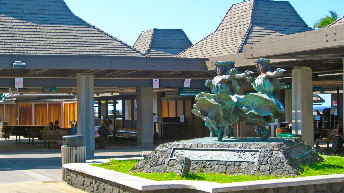 Hawaii's 5 Busiest Airports Hit Major Carbon Milestone - Image 2