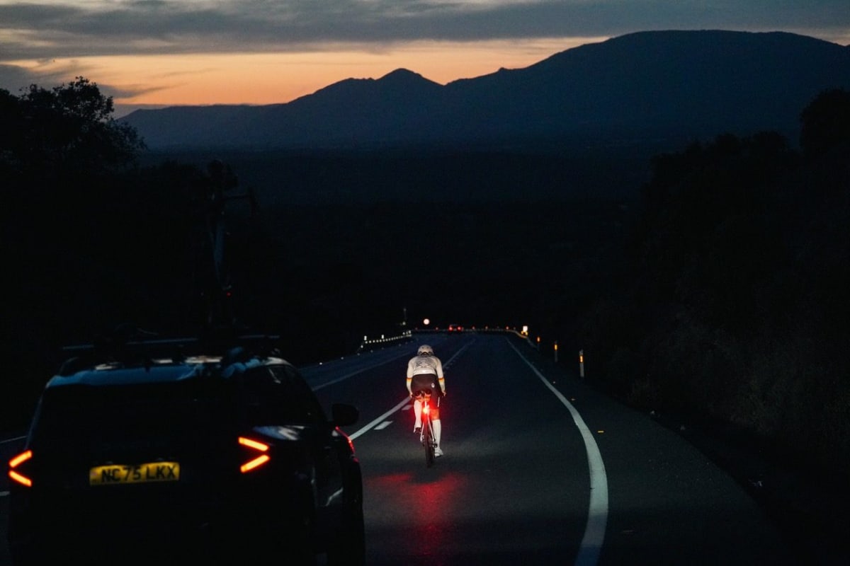 Woman Breaks Europe Cycling Record by 3 Days - Image 3