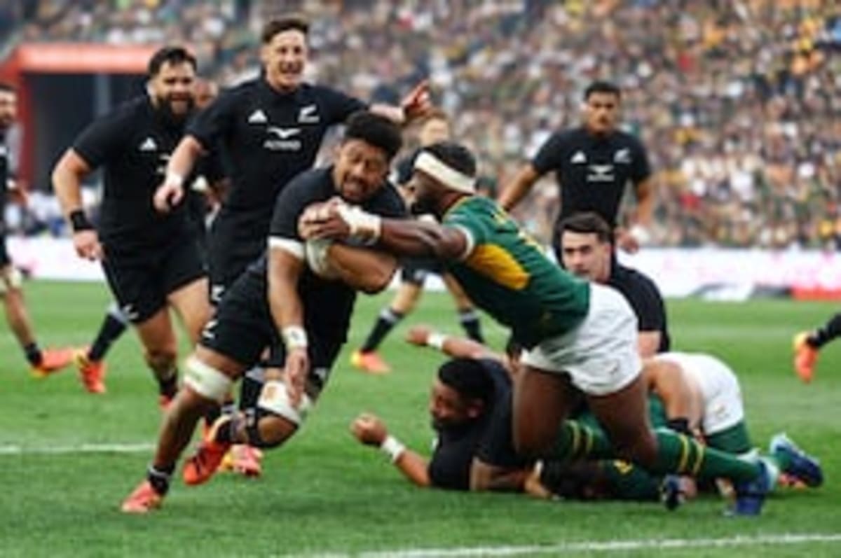 South Africa's Rugby Team Wins Hearts and Matches - Image 2