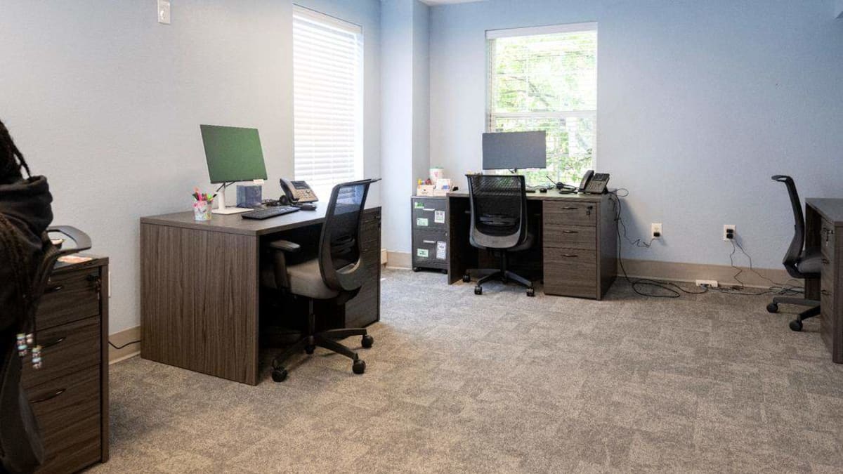 50 Volunteers Now Answer 988 Crisis Texts in Pennsylvania