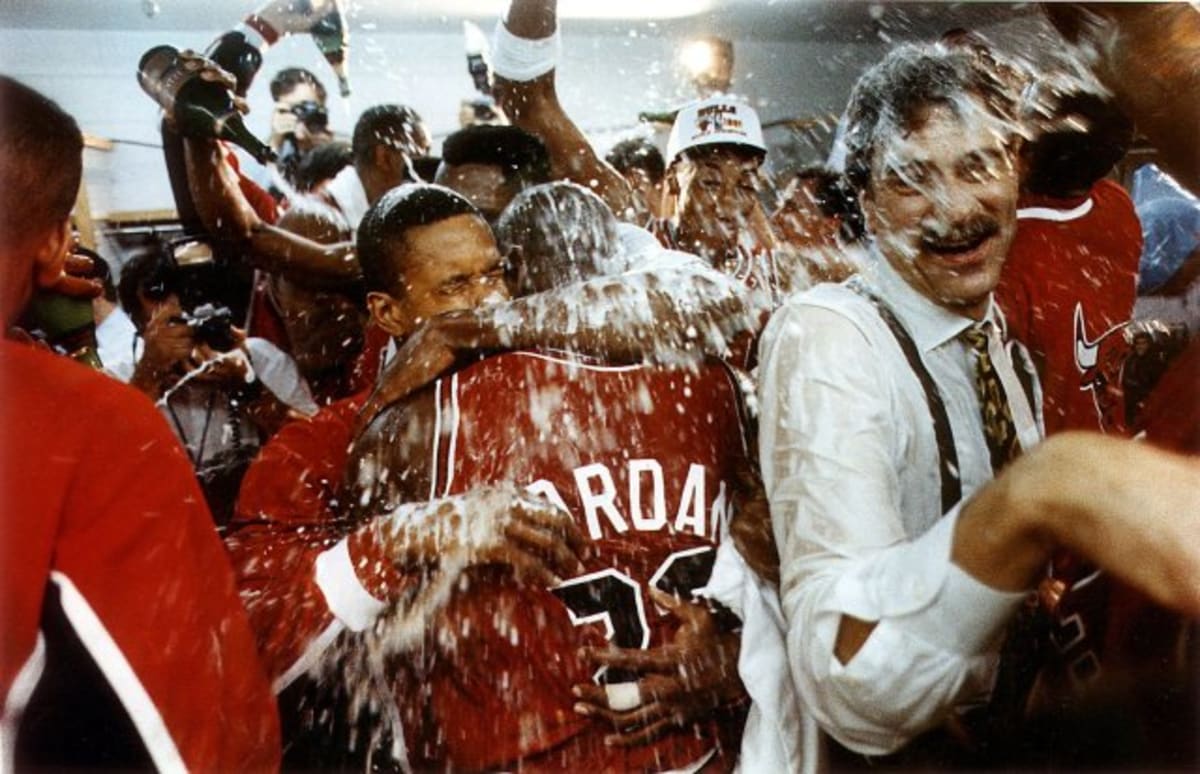 Bulls Win First NBA Championship in 1991 with Jordan - Image 2