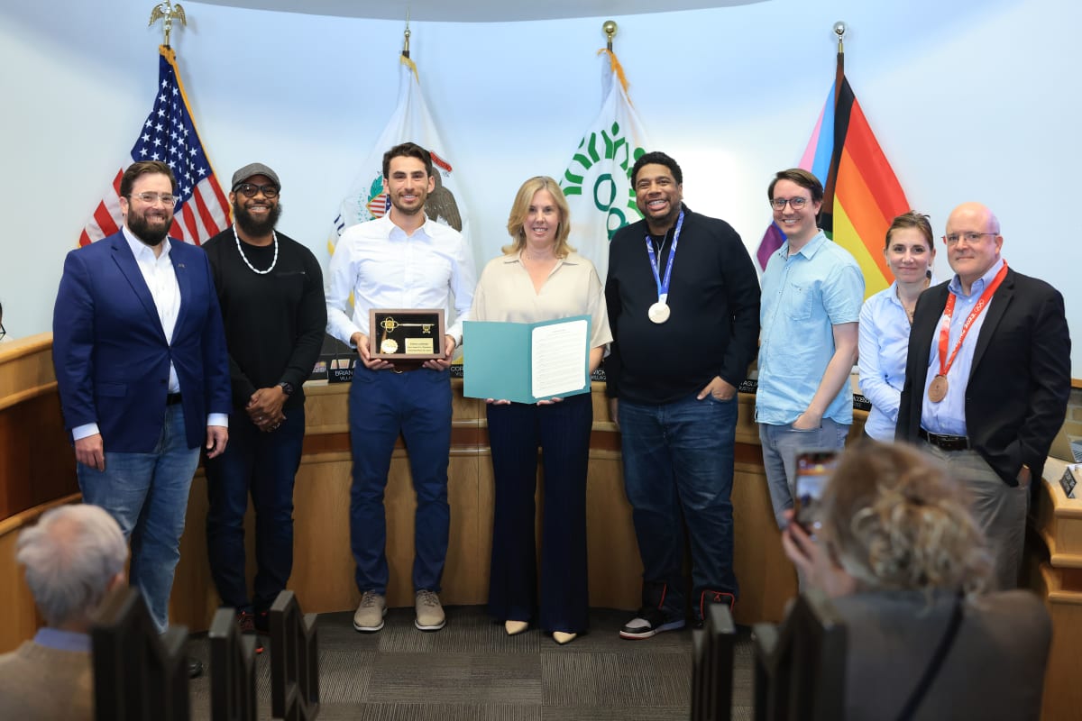 Oak Park Gives Olympic Skater First Ever Key to Village - Image 3
