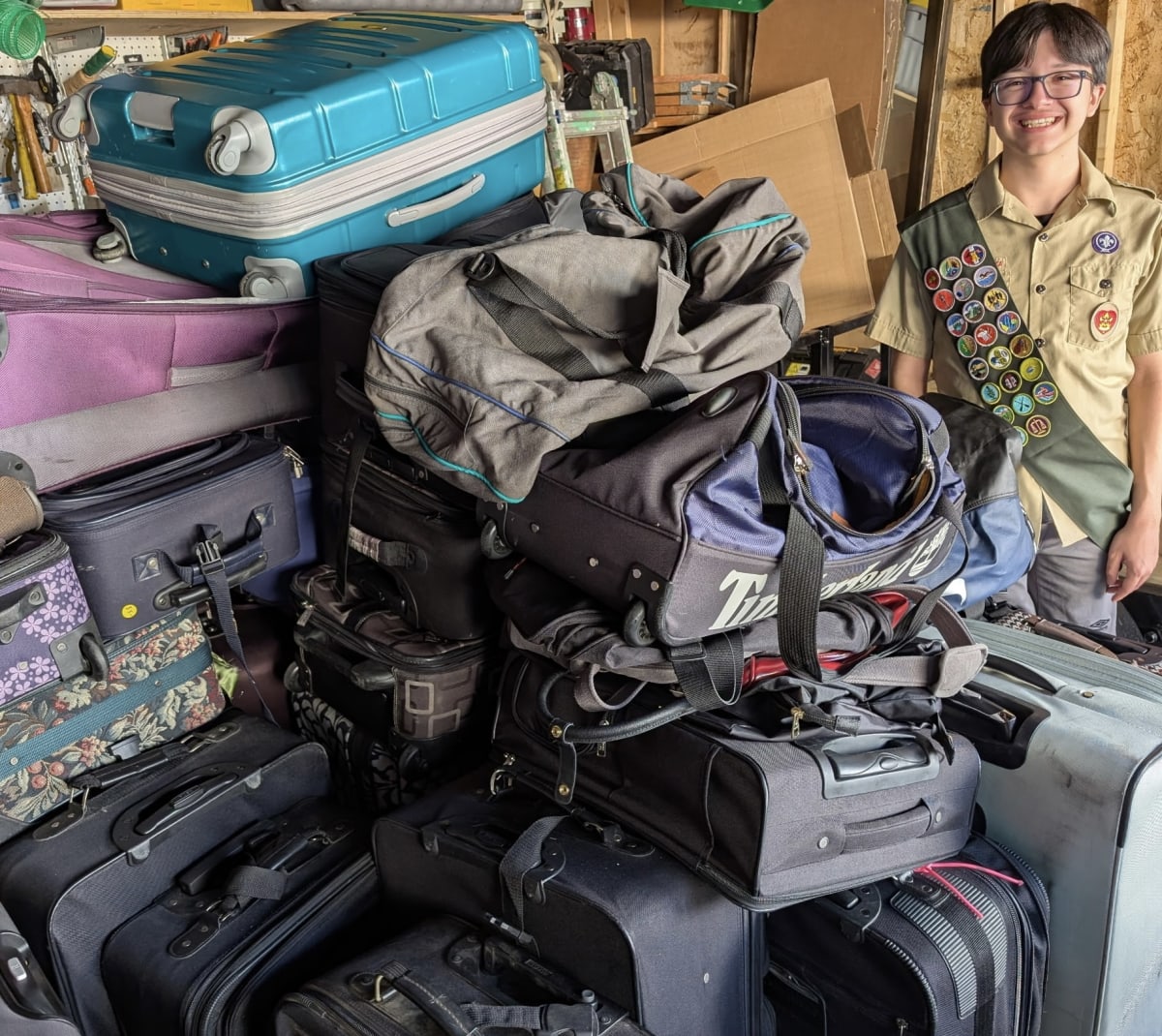 Teen Collects 170 Suitcases So Foster Kids Can Ditch Trash Bags - Image 3