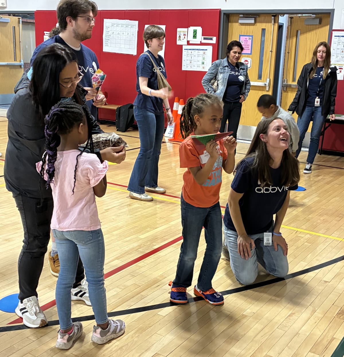 17,000 AbbVie Volunteers Give Back in Global Service Week - Image 3