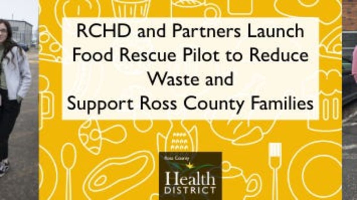 Volunteers unloading boxes of rescued food at Good Samaritan Food Pantry in Chillicothe, Ohio