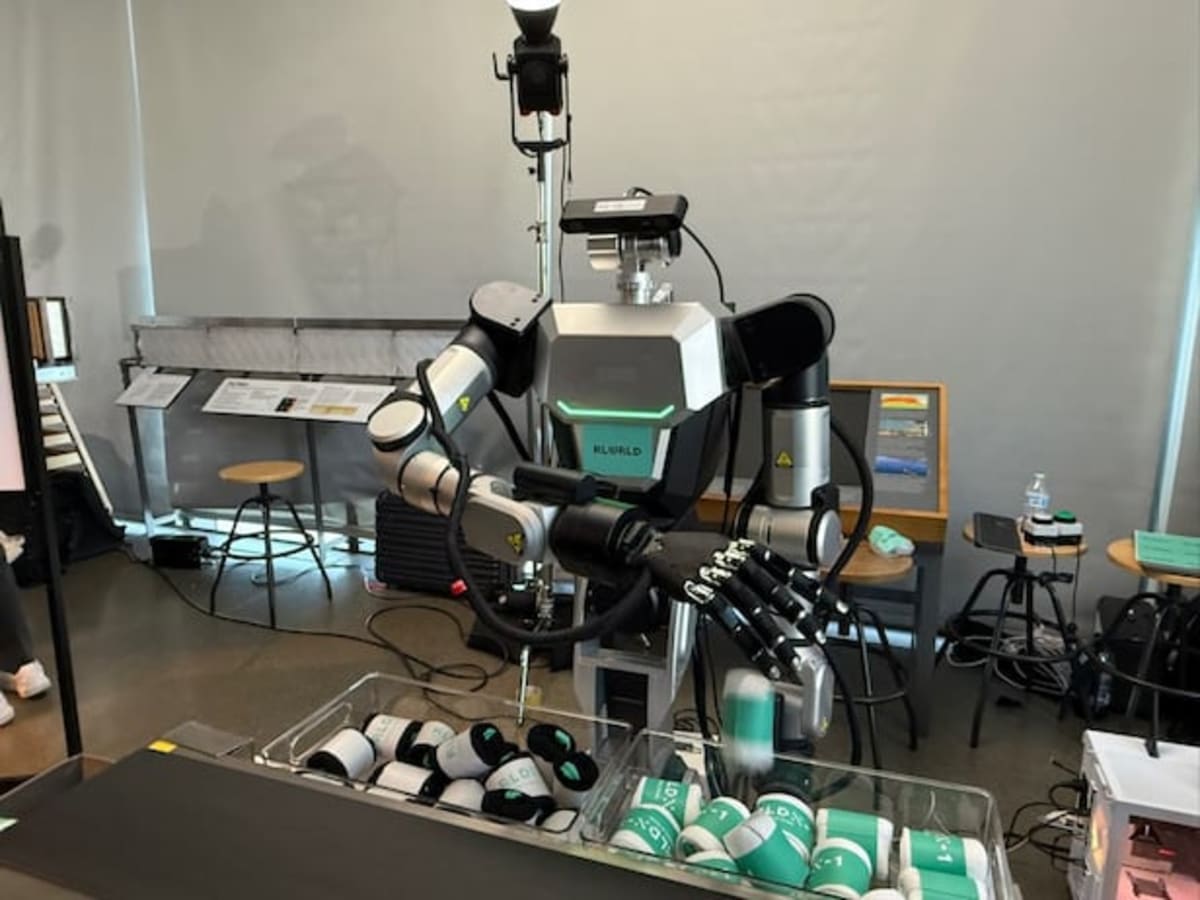 South Korea Leads Robot 'Fingertip Tech' Revolution - Image 2