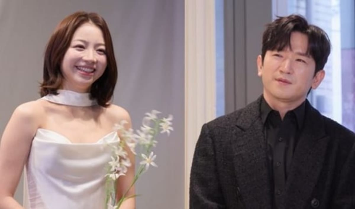 K-Pop Star Lee Minwoo Proposes During Wedding Dress Fitting - Image 2