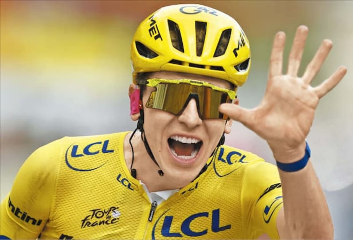 Cyclist Pogačar Wins 5th Tour de France, Ties 31-Year Record - Image 2