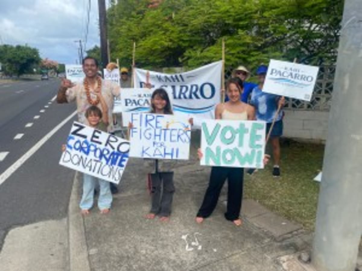 Beach Cleanup Leader Runs Grassroots Campaign in Hawaii - Image 2