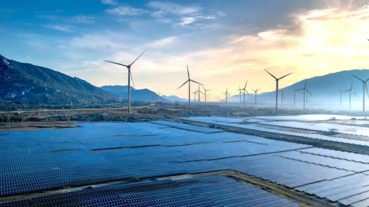 Asia Powers 46% of World's Renewable Energy in 2024 - Image 5