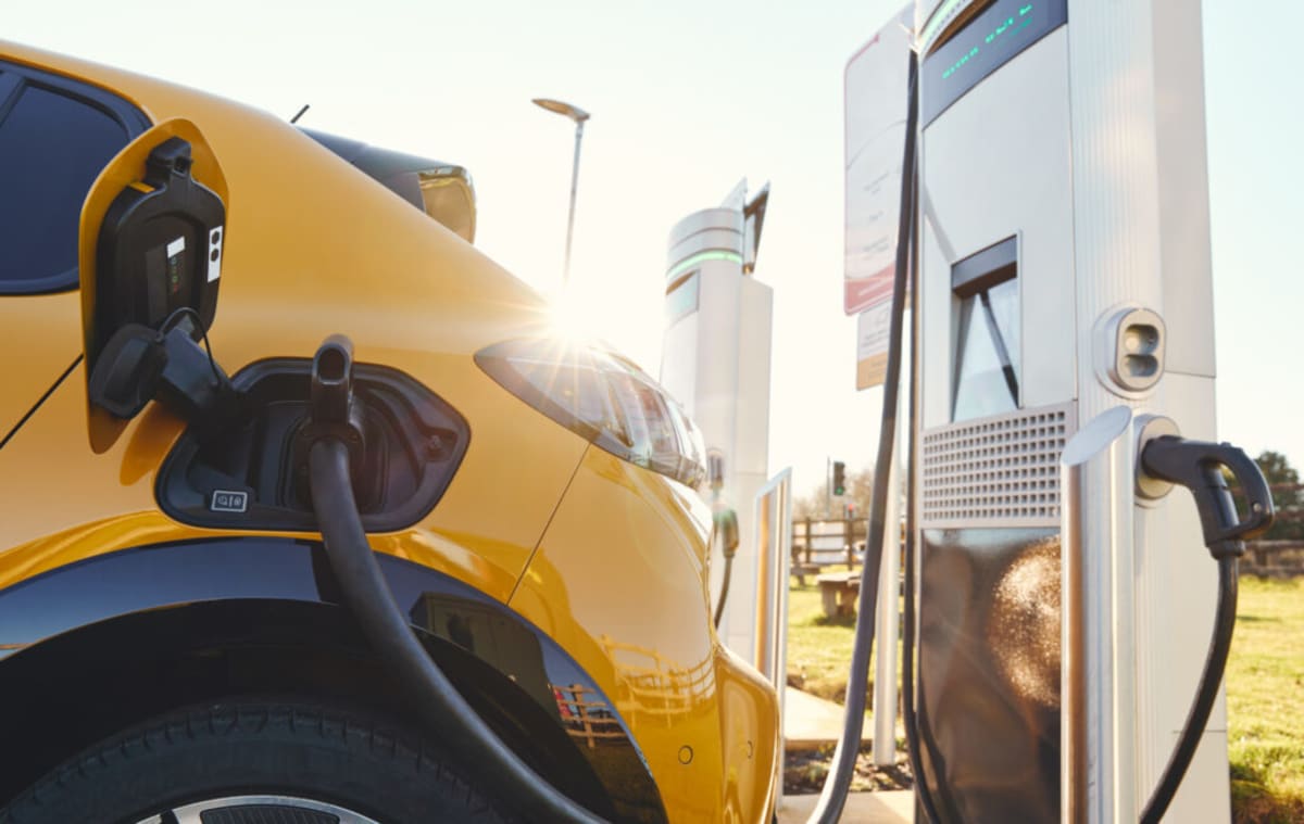 Washington Adds 754 EV Chargers, Saves Drivers $1,000 Yearly
