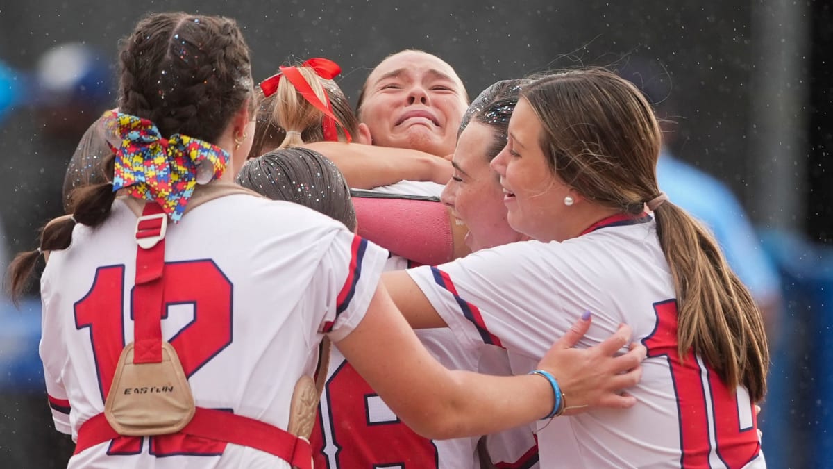 Tennessee Softball Team Wins State Championship 3-1