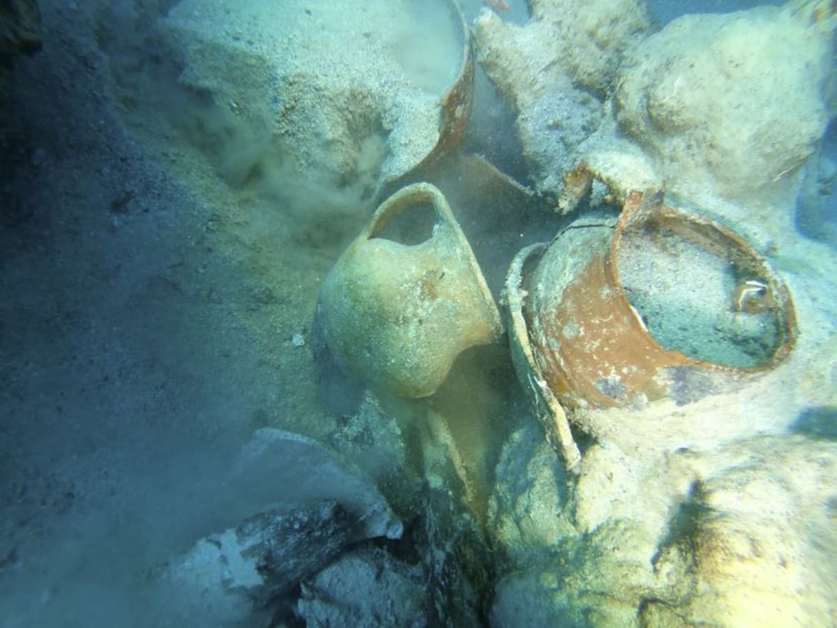 Croatian Divers Find Byzantine Gold Treasure in Shipwreck - Image 5
