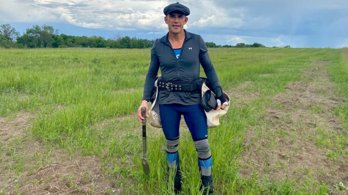 56-Year-Old Tree Planter Attempts 24,000 Trees in 24 Hours - Image 2
