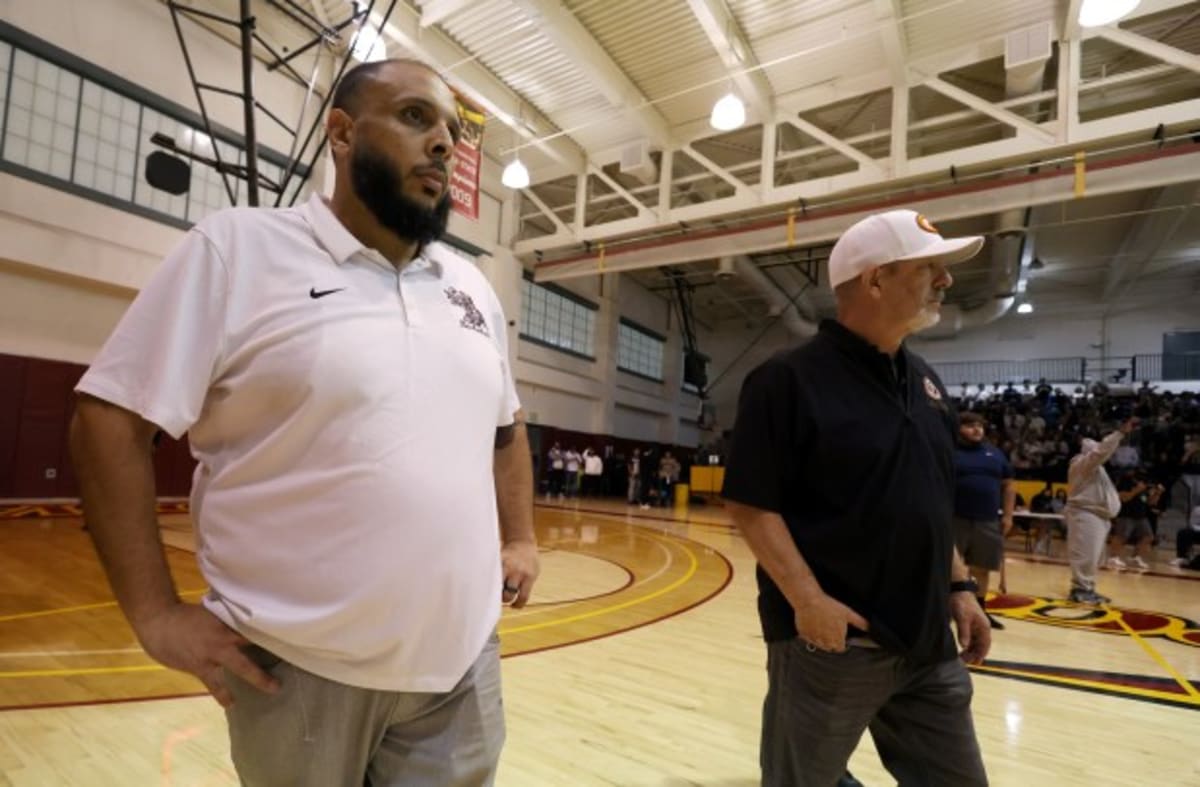 Coach Earns Degree 20 Years After Mom's Death - Image 5