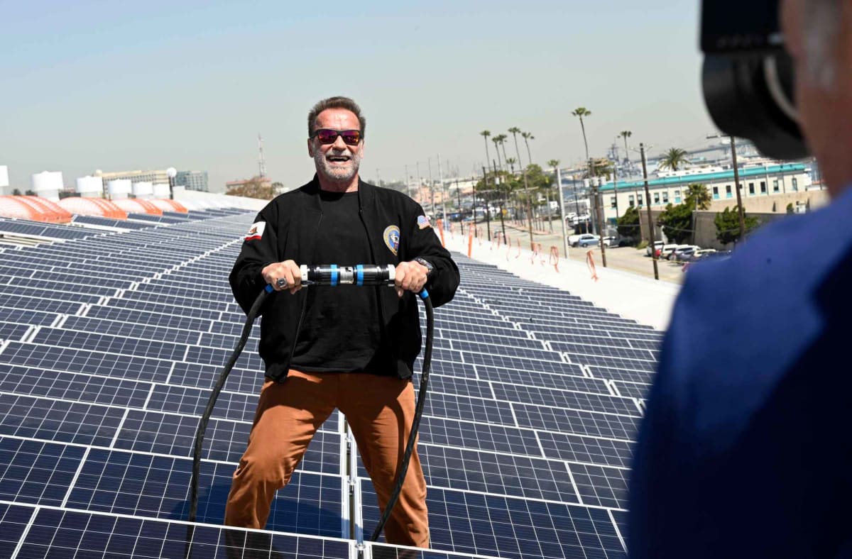 California Hits 51% Solar Power, Shatters World Record