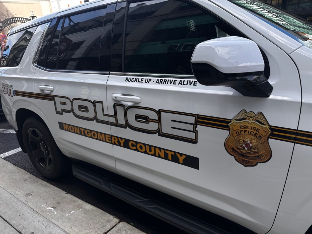 Bystander Loans Bike to Officer Chasing Suspect in Maryland
