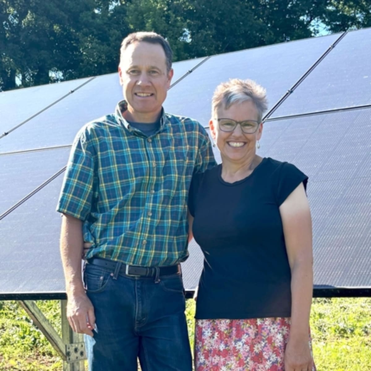 Iowa Farm Cuts Energy Bills With Federal Solar Program