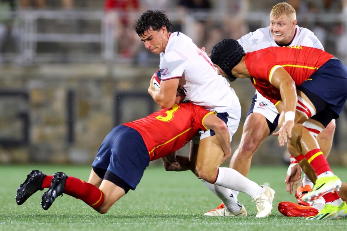 USA Men's Eagles rugby player running with ball during international test match