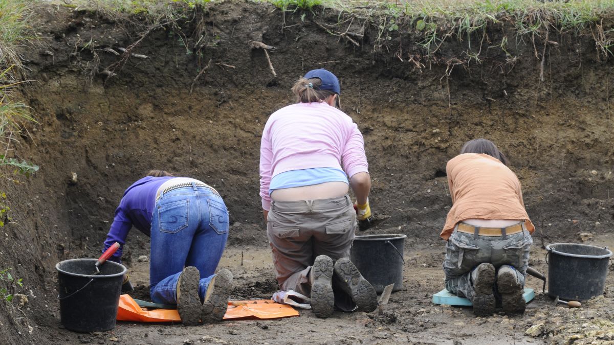 Veterans and archaeologists searching Dutch field where medieval farmers defeated knights in 1227