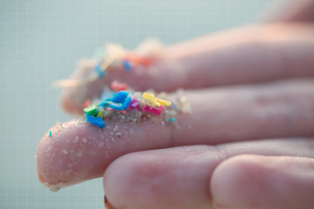 New Bubbles Remove 90% of Microplastics from Water - Image 4