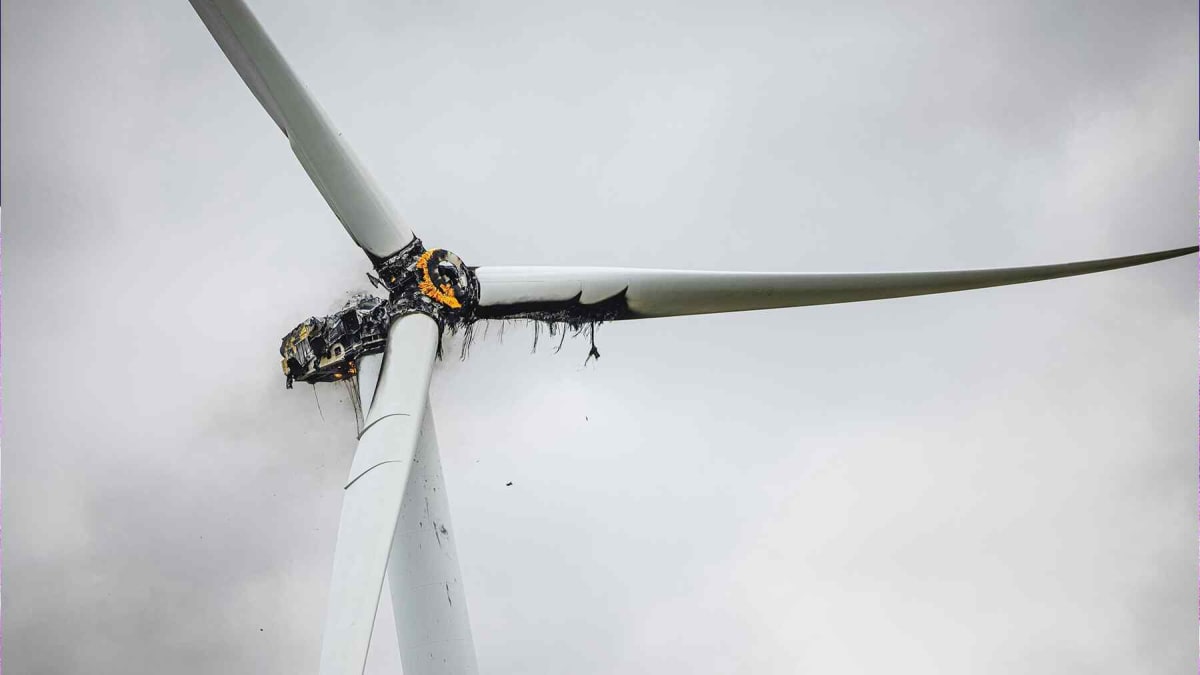 UK Wind Farms Hit Record 23,880 MW, Sparking Grid Upgrade