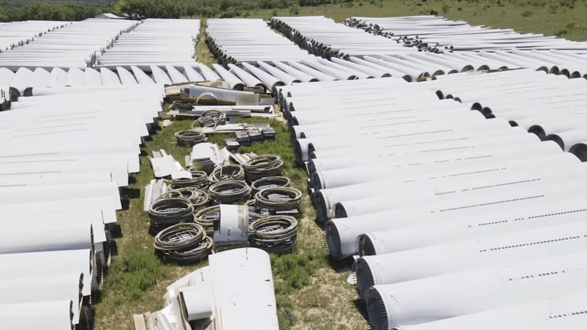 Wind Turbine Blades Now Get Second Life in Cement Kilns