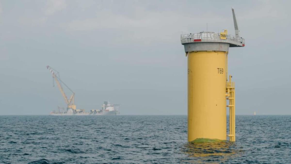 America's First Offshore Wind Farm Uses Breakthrough Tech - Image 5