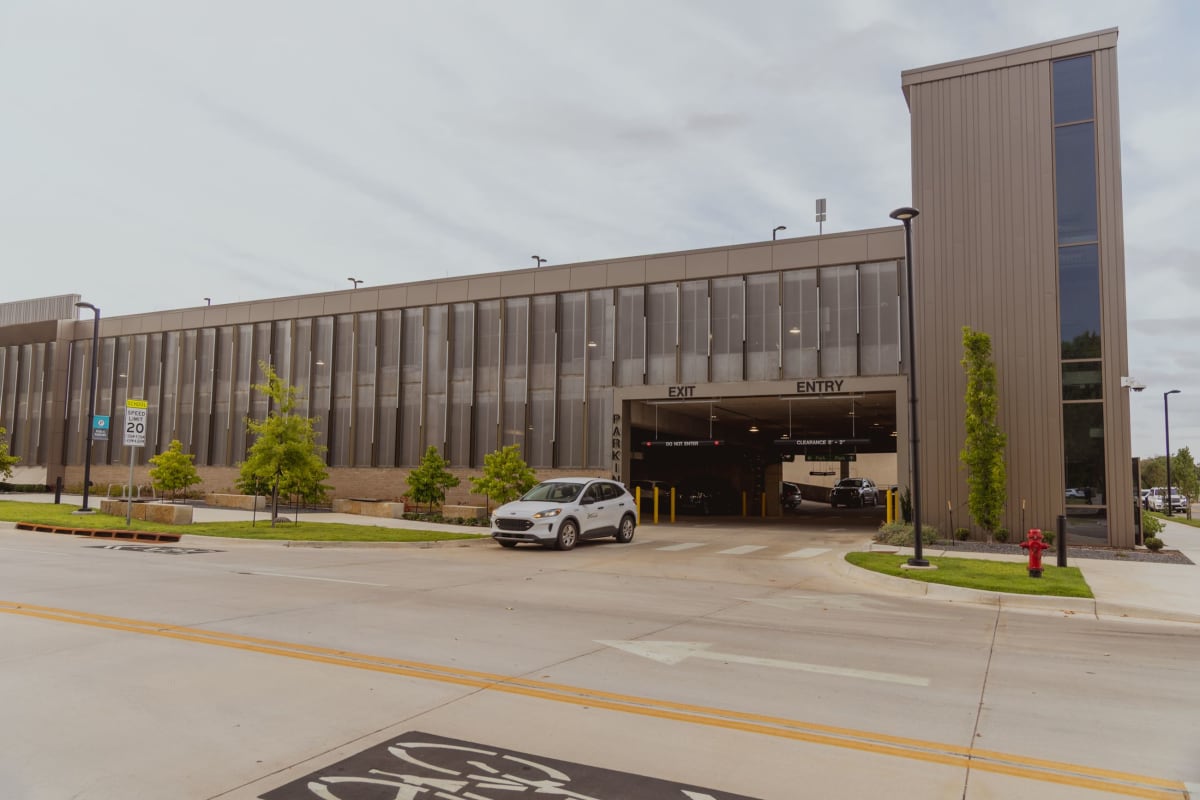 Edmond, OK Adds 6 New EV Chargers Powered by Wind