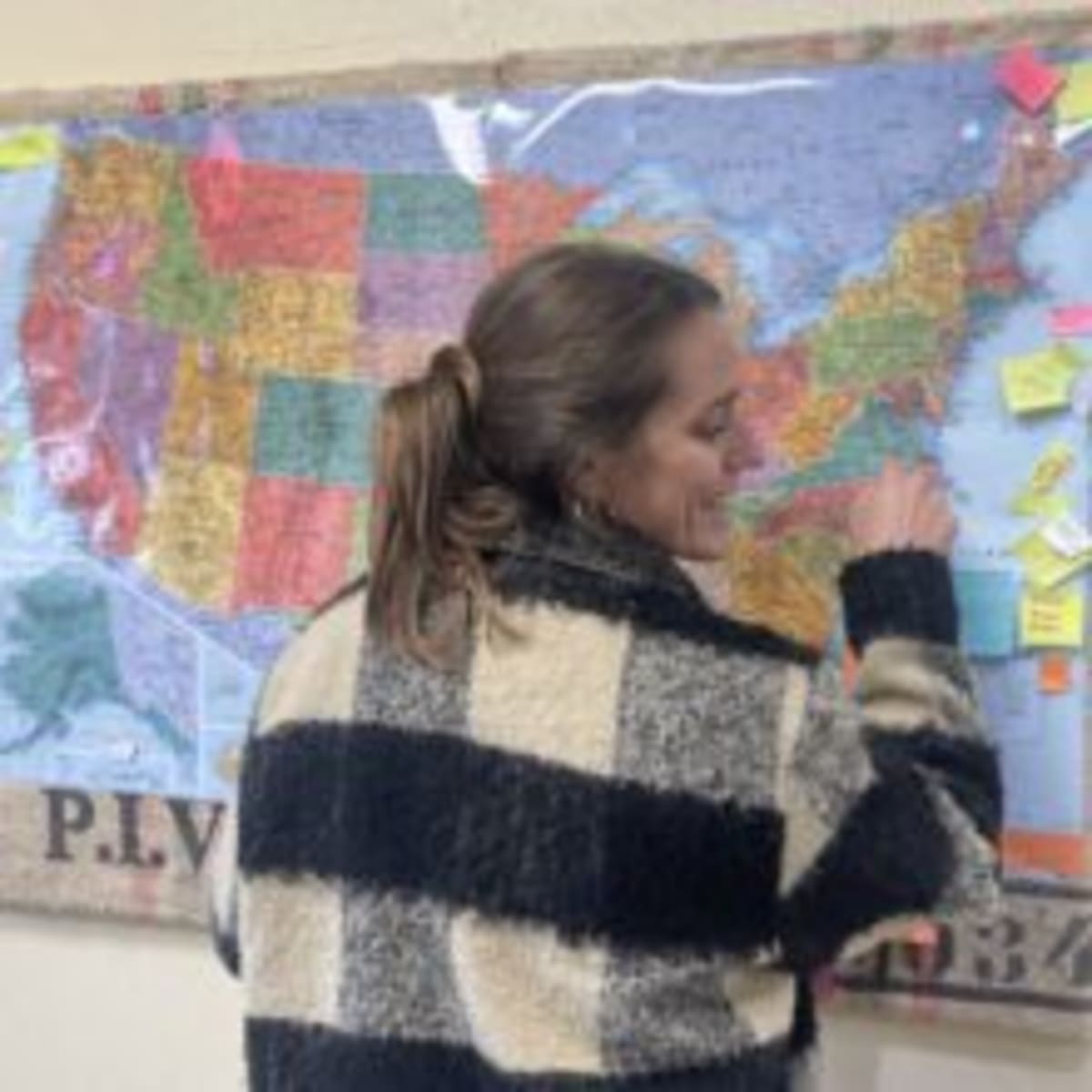 Ex-Paramedic Wins $2K Award for Teaching Civics in NC - Image 2
