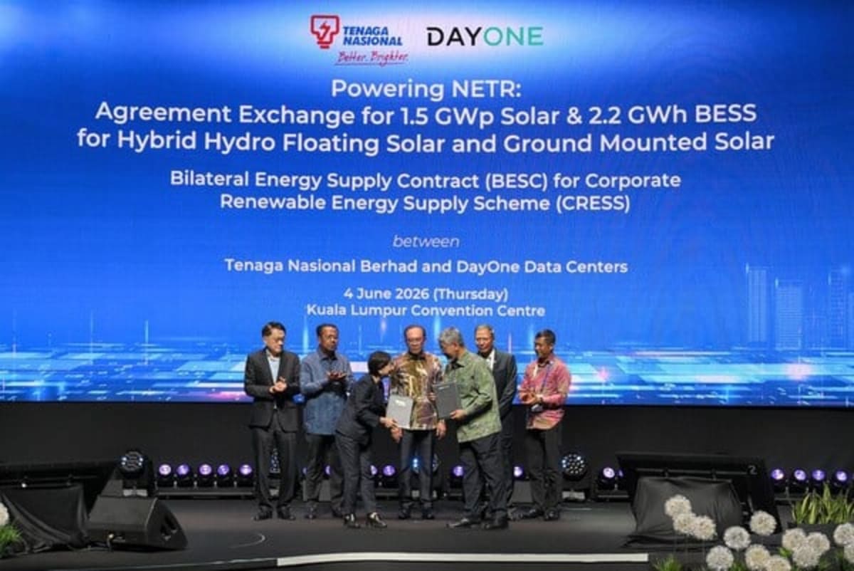 Malaysia Signs 1.5GW Solar Deal to Power Data Centers