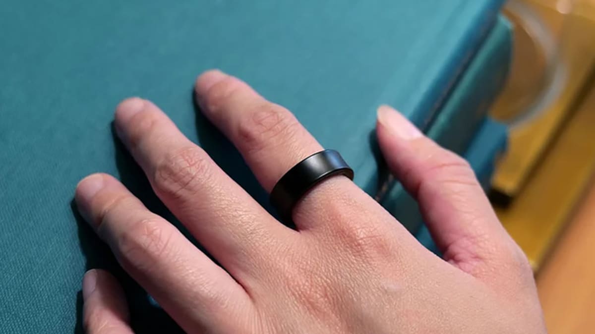 5 Fitness Trackers With No Monthly Fees (Starting at $50) - Image 5