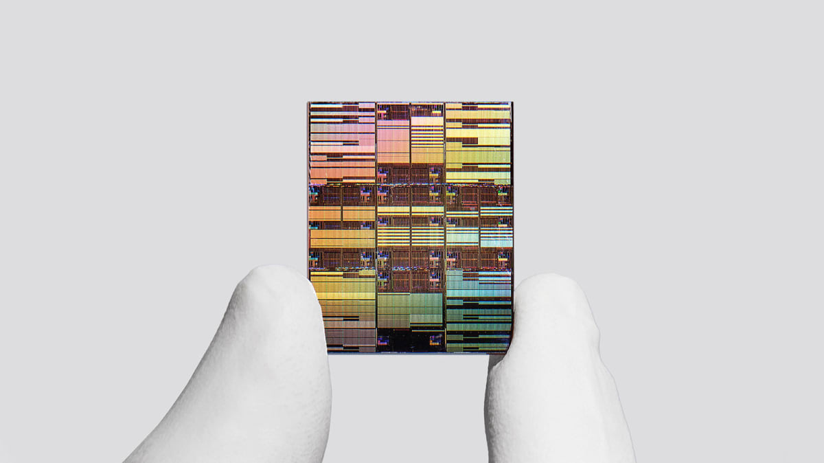 IBM Creates World's First Sub-1 Nanometer Chip