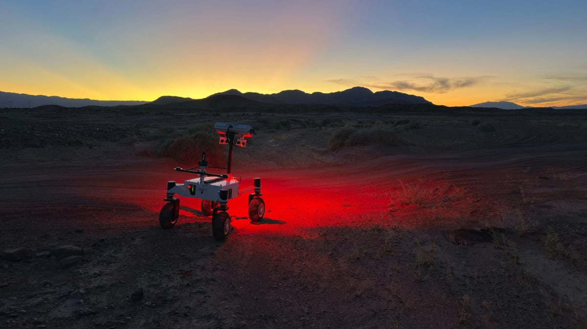 NASA's Ernest Rover Hits 6x Speed, Climbs Like a Spider