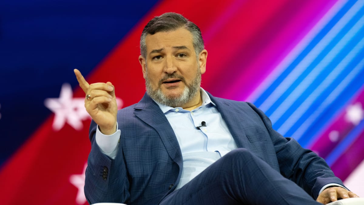 Bipartisan Bill Targets Government Pressure on Tech Firms